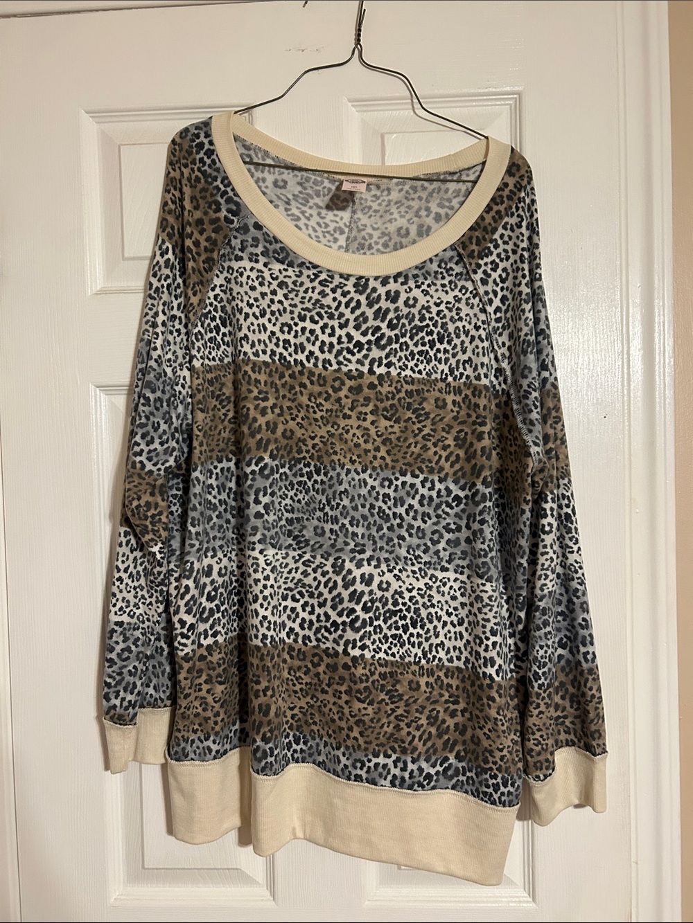Striped Leopard Scoopneck Sweater - Beige/Gray
